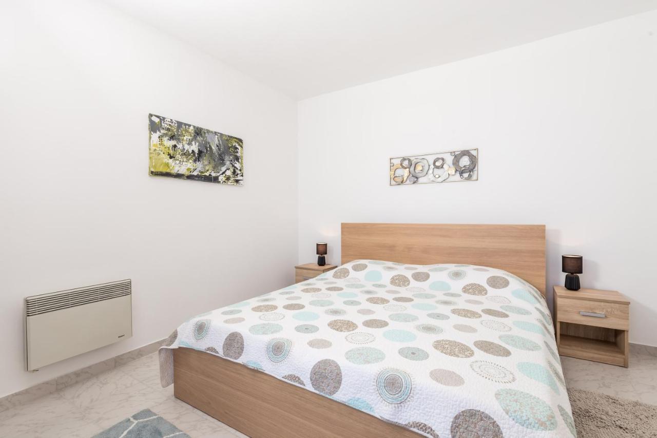 Apartments Vilma Opatija Exterior photo